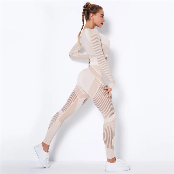 Hollow-Out Seamless Crop Set - Cocoa