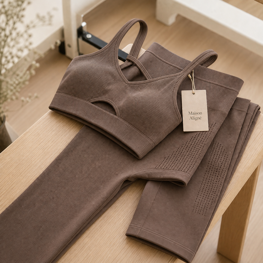 Hollow-Out Seamless Crop Set by Maison Aligné